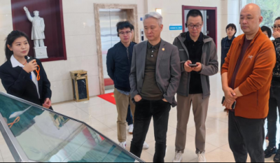 共促发展，凝聚共识——记民建青浦区委辅导光临领导！